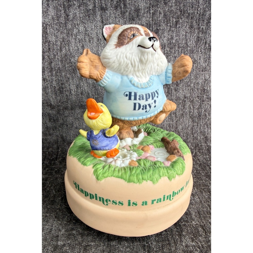 VTG Hallmark Shirt Tales Rick Raccoon Digby Duck Music Box Happiness Is Rainbow